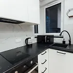 Petrovdom 2-237 Apartment In Warsaw, Rc Bliska Wola Tower