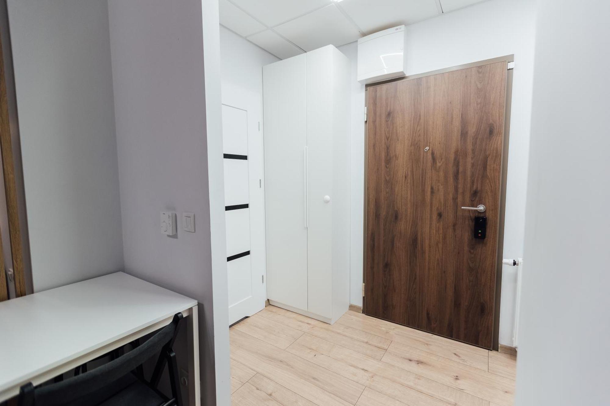 Apartment Petrovdom In Warsaw, Rc Bliska Wola Tower Warschau