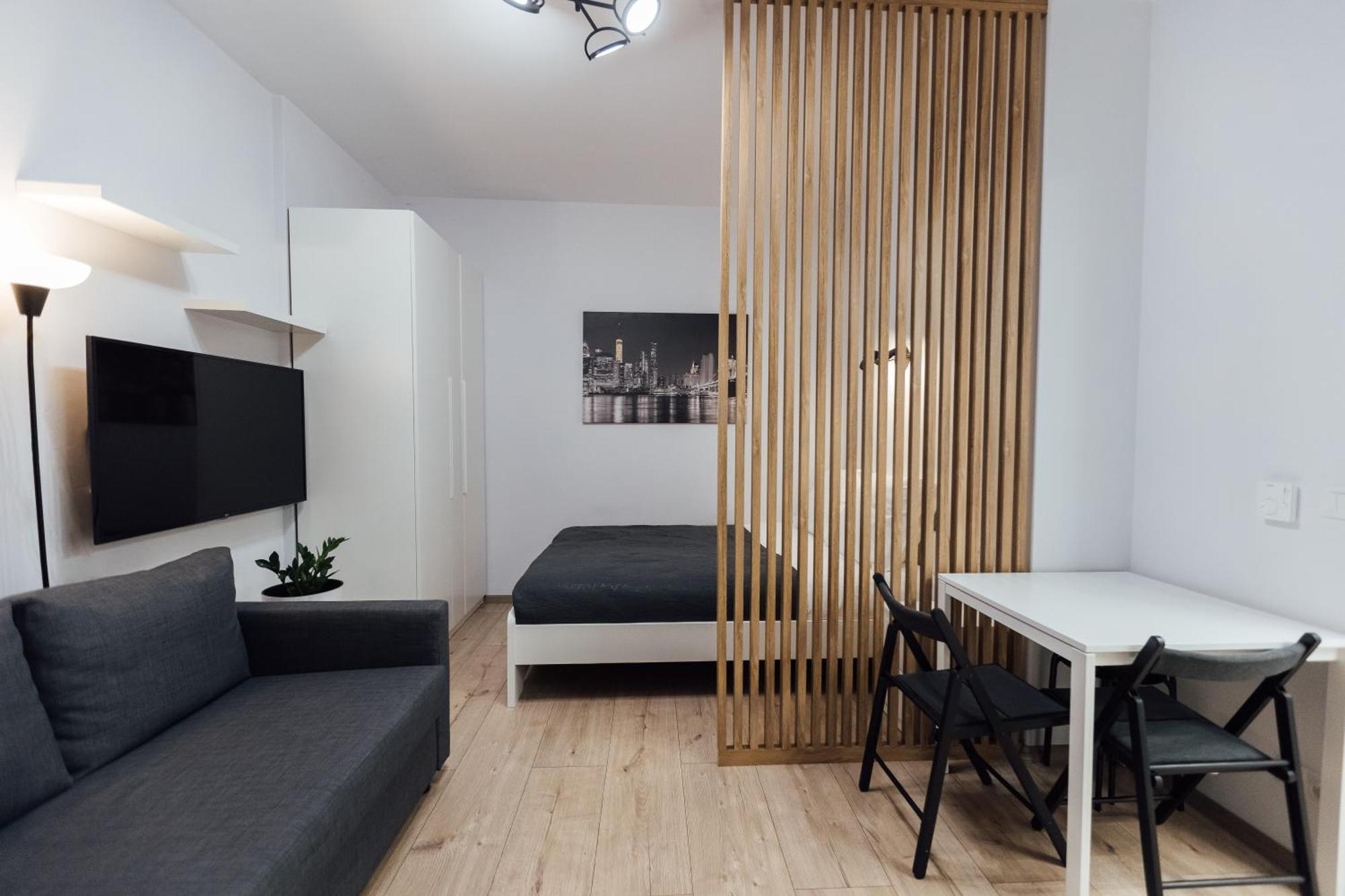 Apartment Petrovdom In Warsaw, Rc Bliska Wola Tower *
